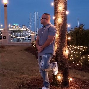 Meet your Posher, Luis